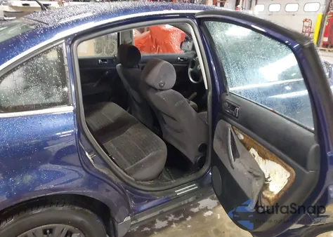 2003 Volkswagen Passat Gl из США, поврежденный, VIN WVWMD63B13P059706